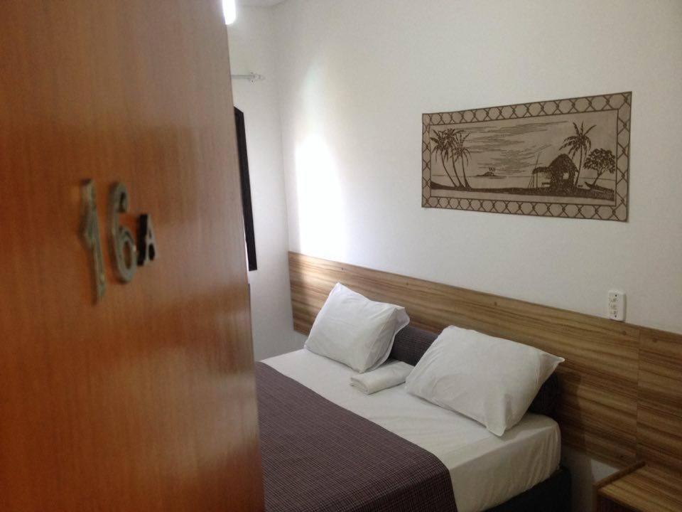 Pousada Parque Suites Estacionamento E Piscina Guarujá Zimmer foto