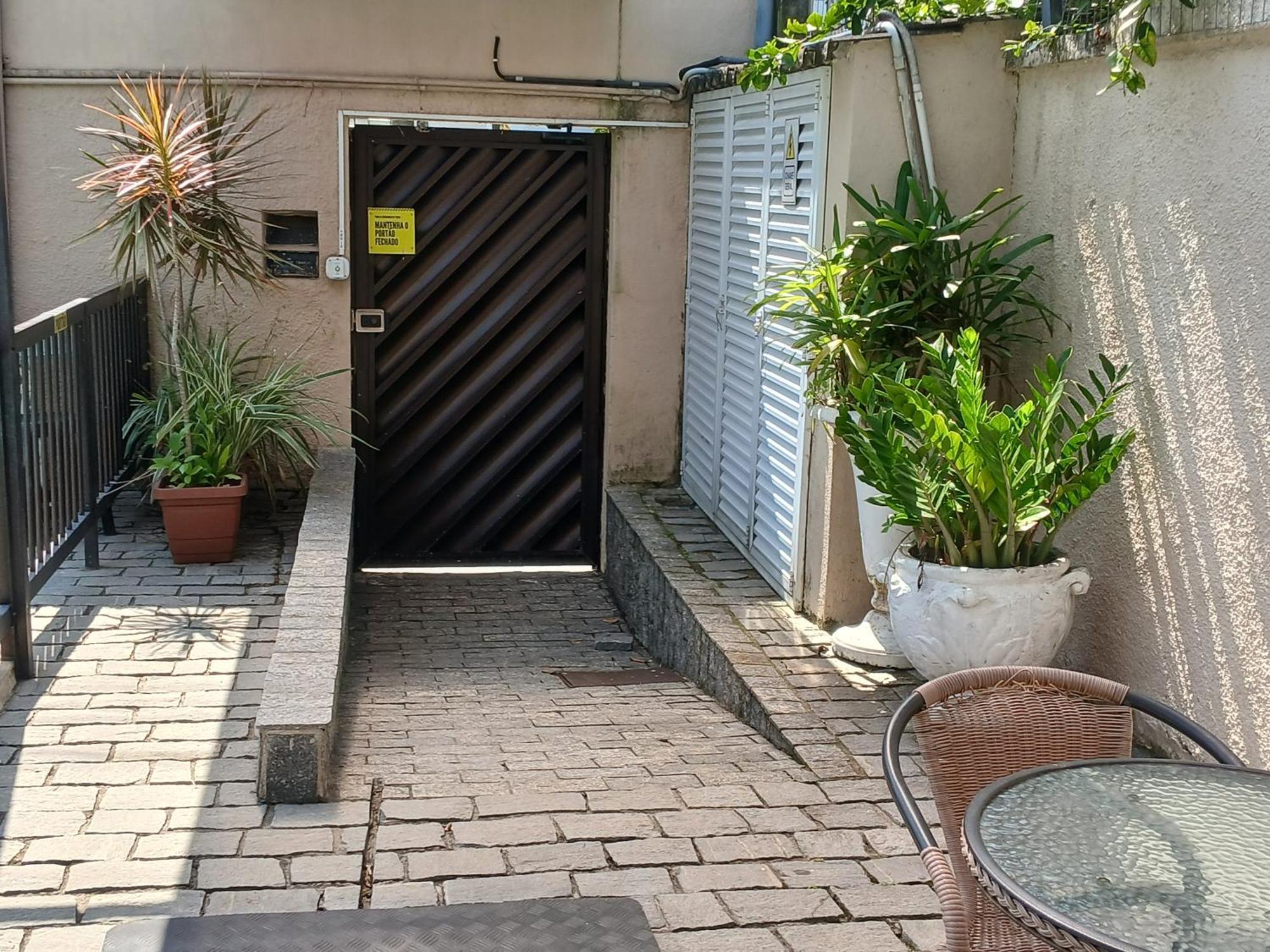 Pousada Parque Suites Estacionamento E Piscina Guarujá Exterior foto